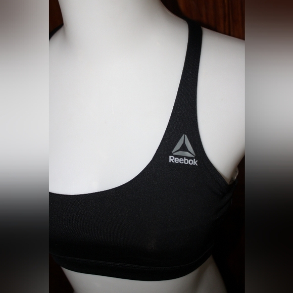 Reebok sports bra - Picture 2 of 4